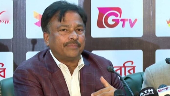 বিসিবির সাবেক সভাপতি ও বর্তমান পরিচালক ফারুক আহমেদ। বিসিবির সাবেক সভাপতি ও বর্তমান পরিচালক ফারুক আহমেদ।